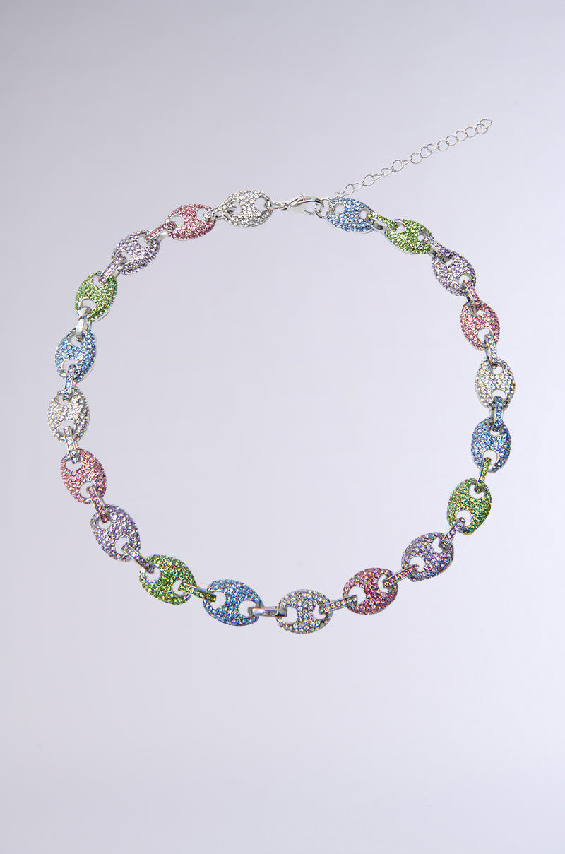 HE LOVES ME NECKLACE