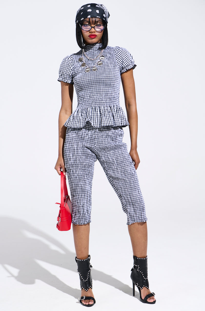 FLOWER CHILD RUFFLE CAPRI