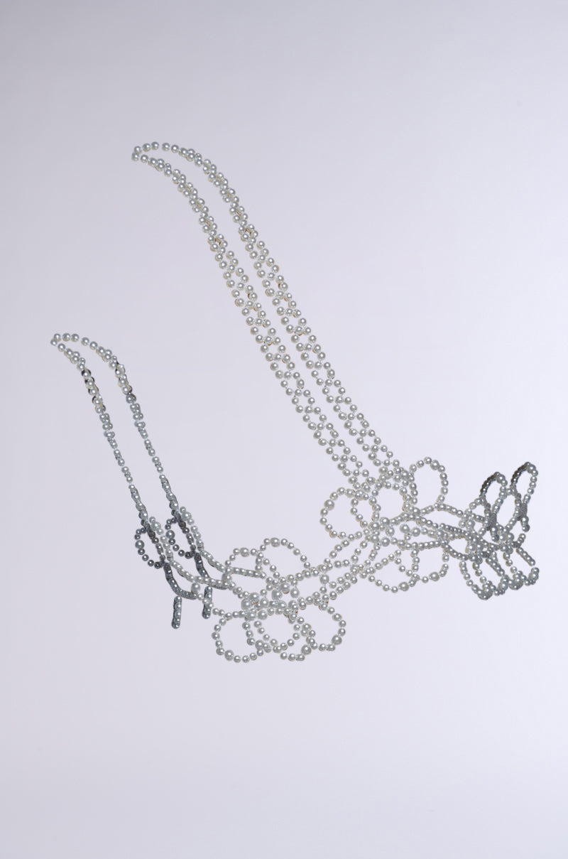 FLOWER BABE PEARL BODY CHAIN
